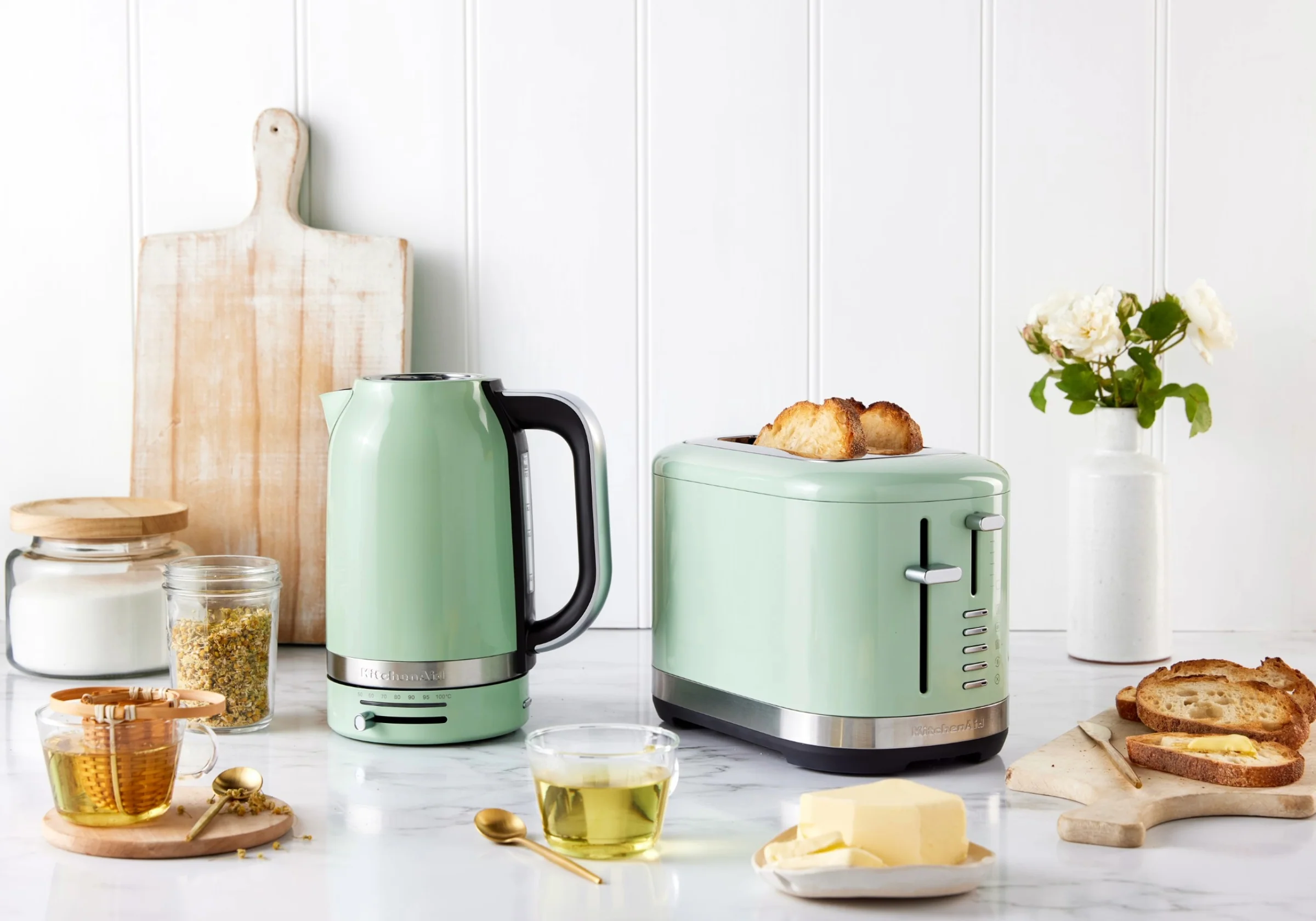 1.7L Variable Temperature Electric Kettle KEK1701 + 2 Slice Toaster KMT2109 - Image 5