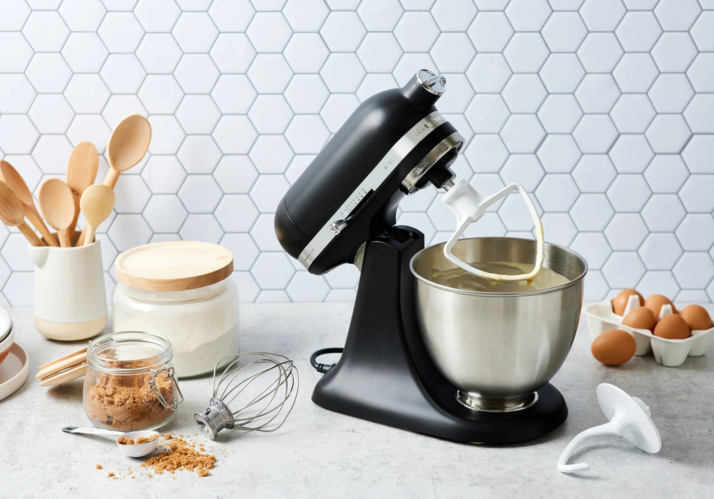 Artisan Tilt-Head Mini Stand Mixer KSM3311 - Image 7