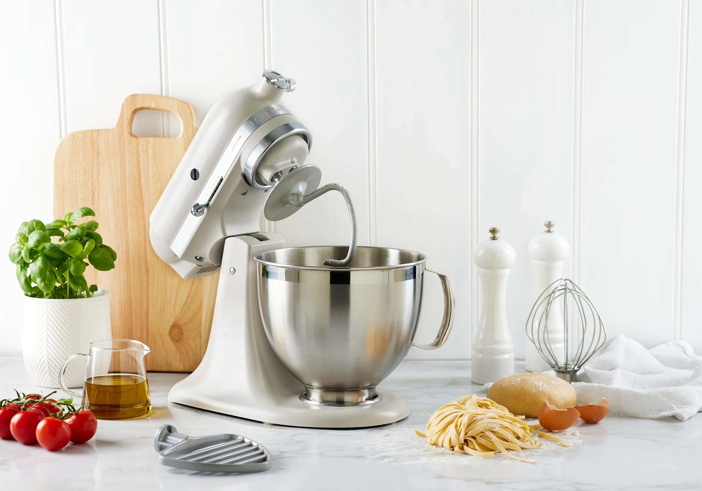 Artisan Tilt-Head Stand Mixer KSM195 - Image 38
